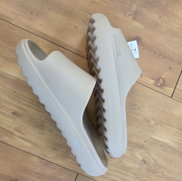 Adidas Adilette Lumia Slides Clay Brown Unisex Men 7/Woman's 8 - Picture 9 of 10